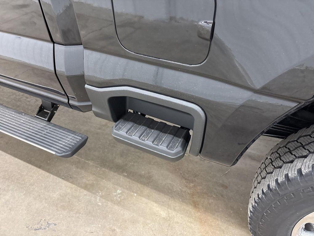 new 2025 Ford F-250 car