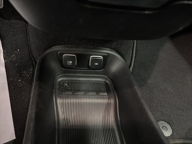 used 2018 Chrysler Pacifica car, priced at $13,500