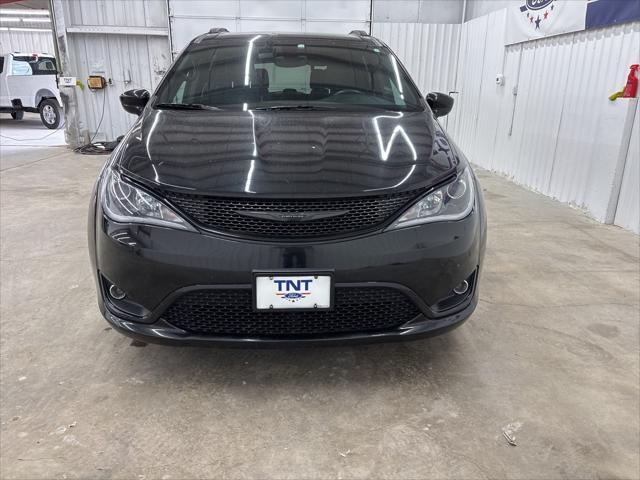 used 2018 Chrysler Pacifica car, priced at $13,500