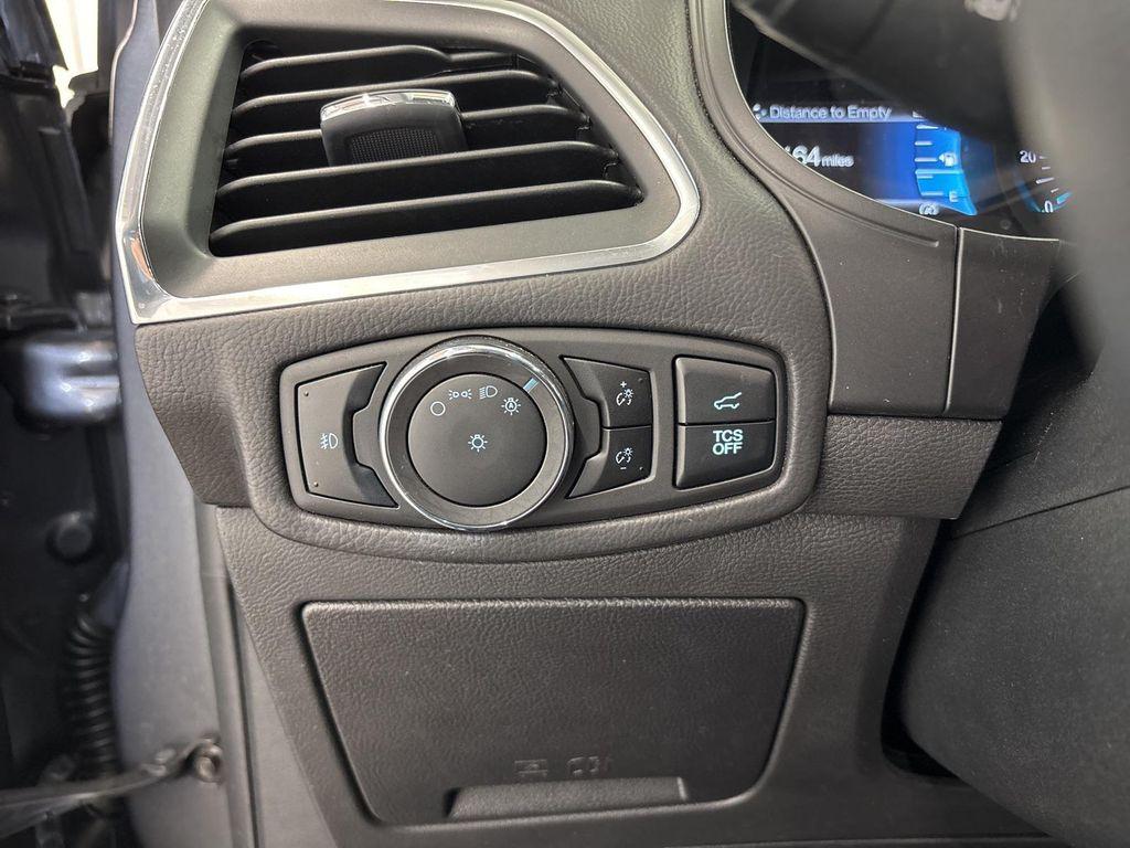 used 2024 Ford Edge car, priced at $30,000