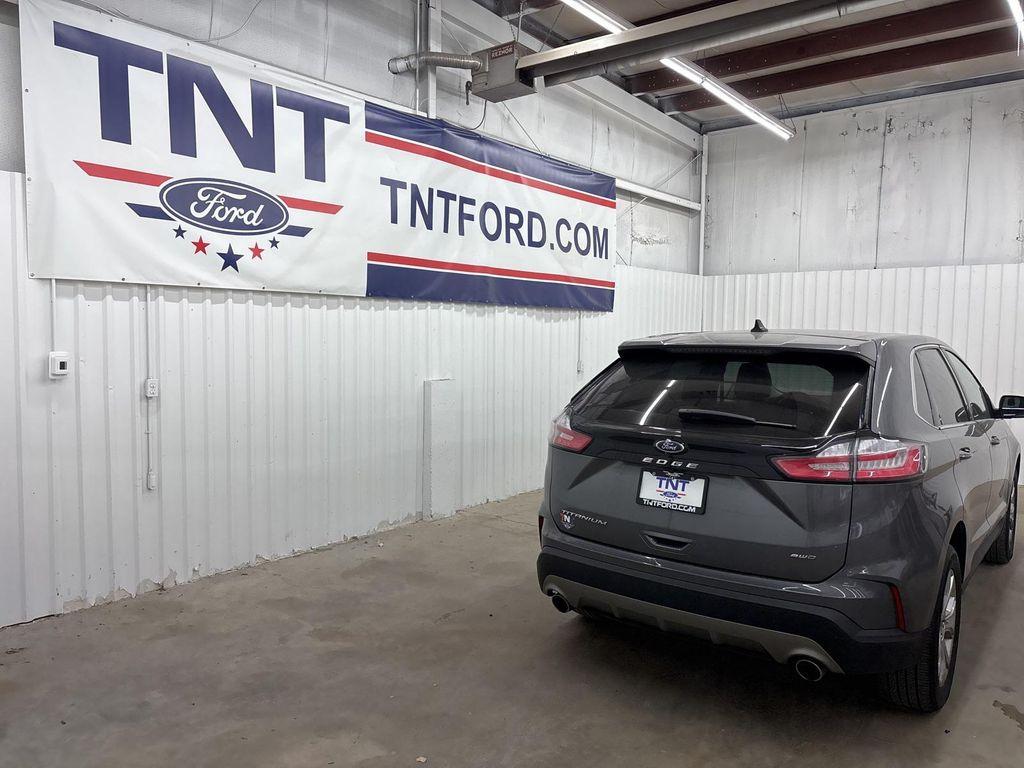 used 2024 Ford Edge car, priced at $30,000