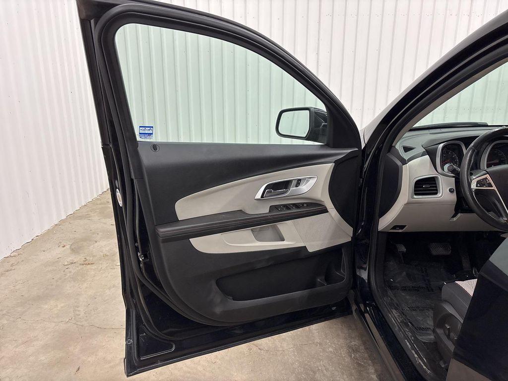 used 2015 Chevrolet Equinox car, priced at $9,500