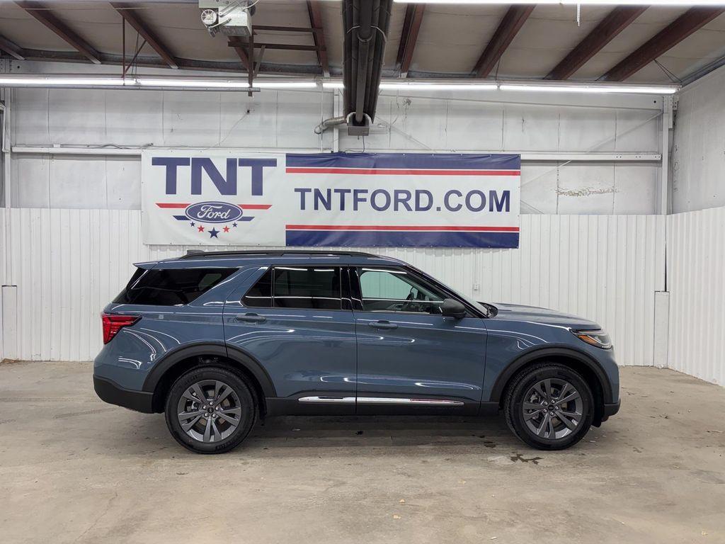 new 2025 Ford Explorer car, priced at $47,510