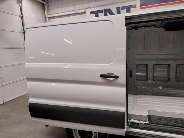 new 2024 Ford Transit-250 car