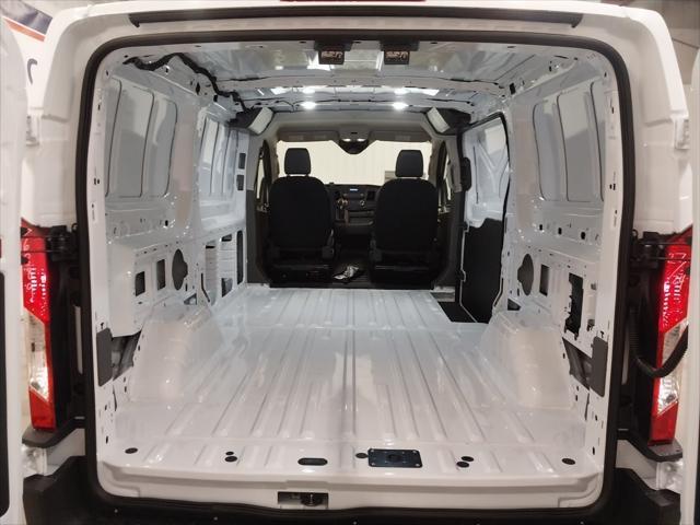 new 2024 Ford Transit-250 car