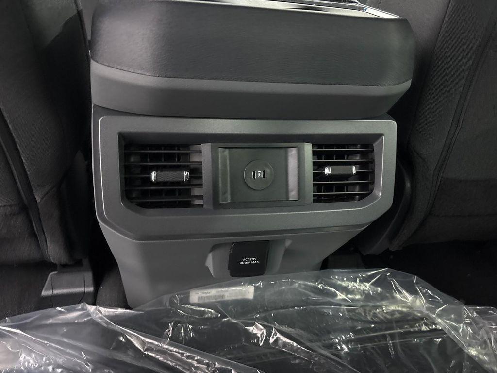 new 2025 Ford F-250 car