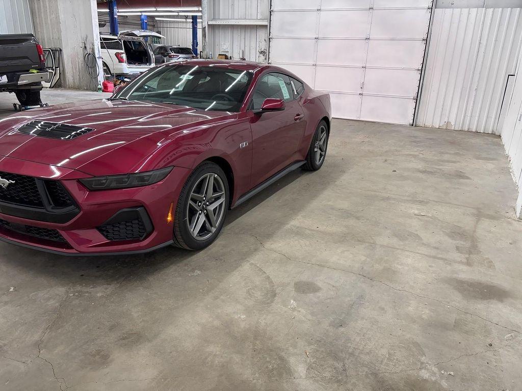 new 2025 Ford Mustang car