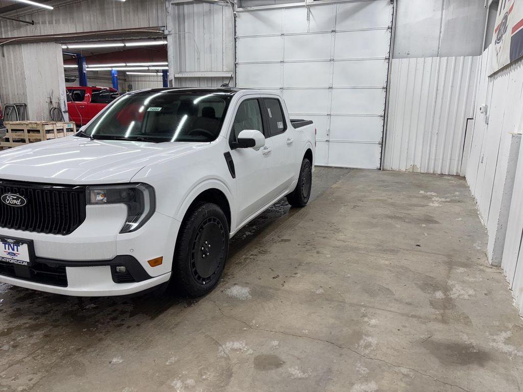 new 2025 Ford Maverick car, priced at $39,091