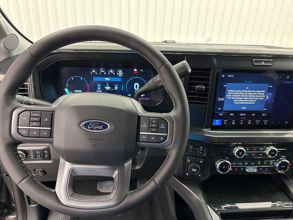 new 2025 Ford F-350 car