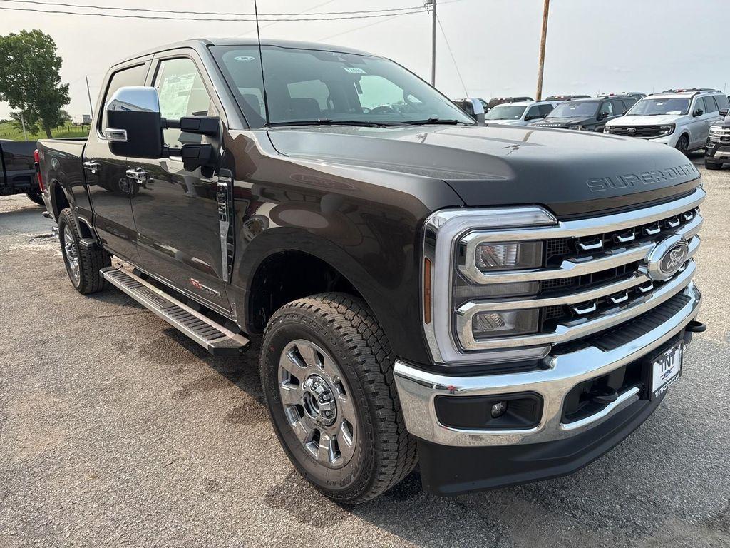 new 2025 Ford F-350 car