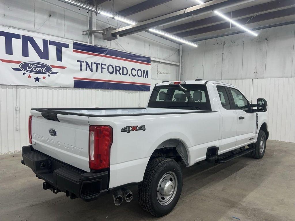new 2025 Ford F-250 car