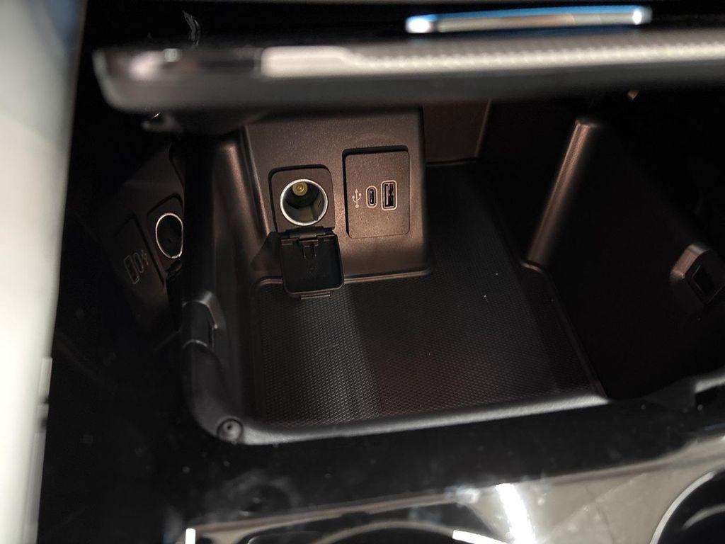 new 2025 Ford Explorer car, priced at $59,500