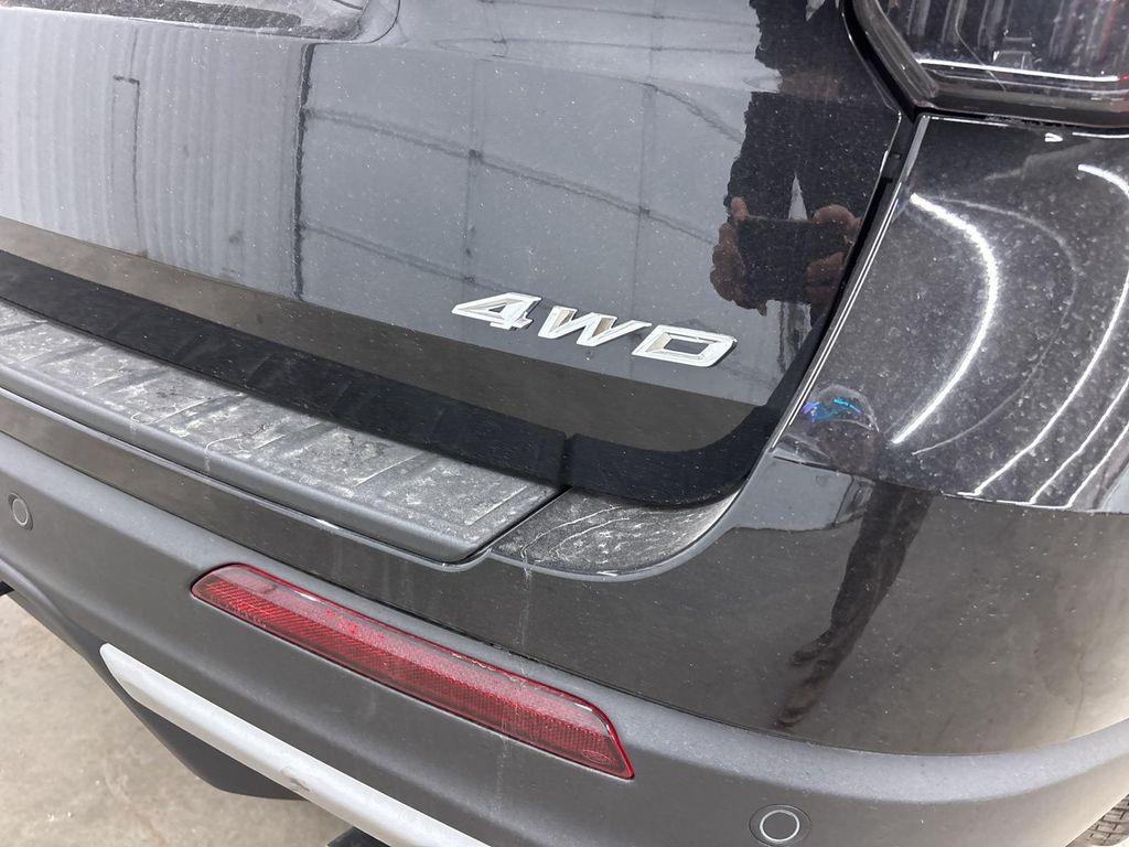 new 2025 Ford Explorer car, priced at $59,500