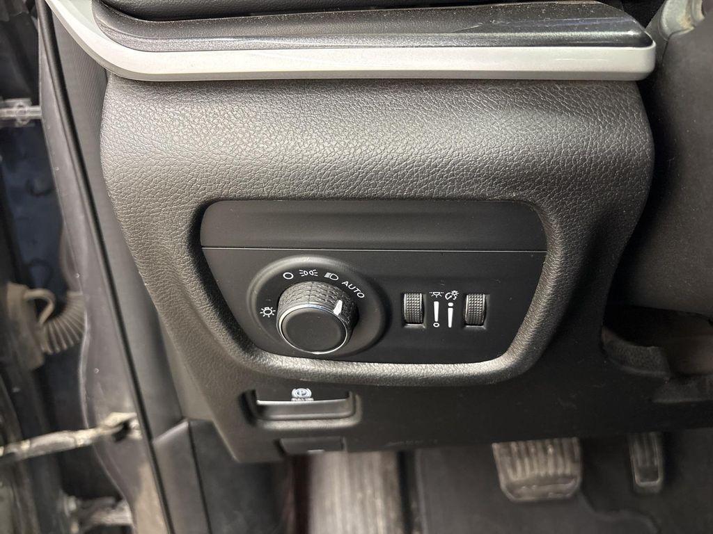 used 2023 Jeep Grand Cherokee car, priced at $31,000