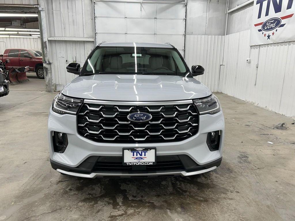new 2025 Ford Explorer car