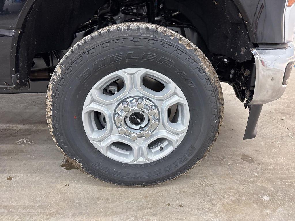 new 2025 Ford F-350 car