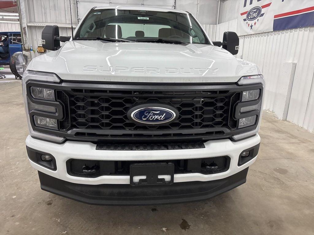 new 2025 Ford F-350 car