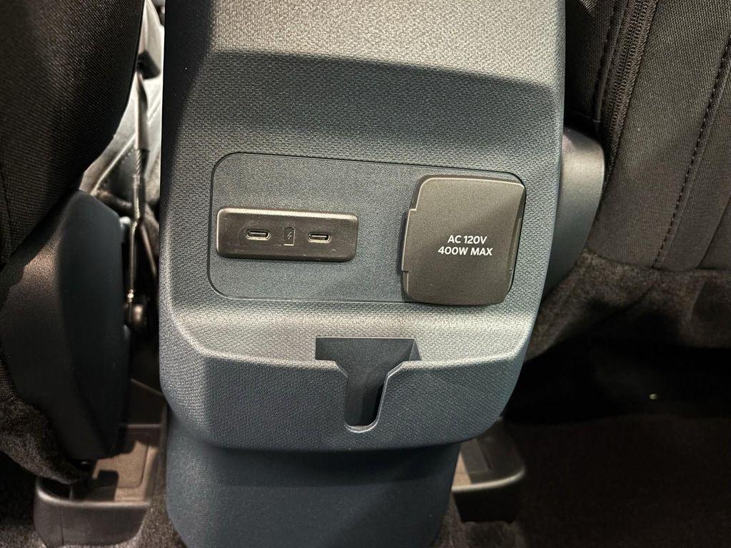 new 2025 Ford Maverick car