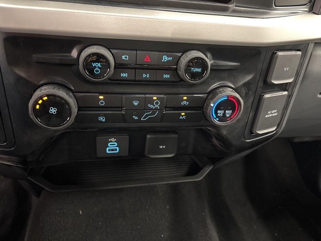 new 2025 Ford F-250 car