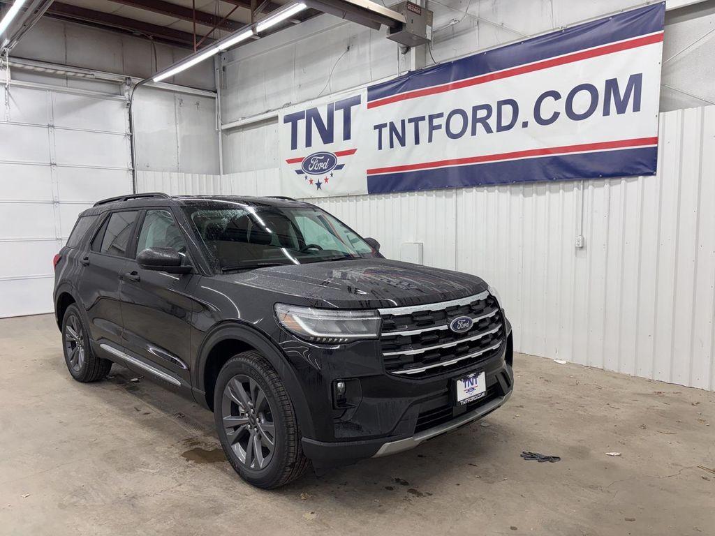 new 2025 Ford Explorer car, priced at $47,175