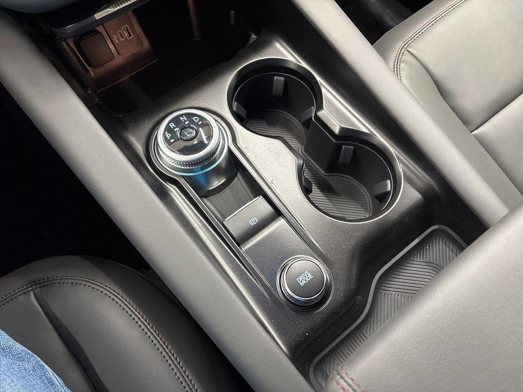 new 2025 Ford Explorer car, priced at $47,175