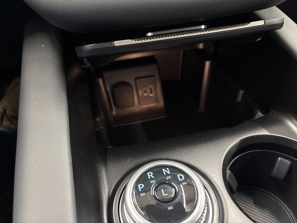 new 2025 Ford Explorer car, priced at $47,175