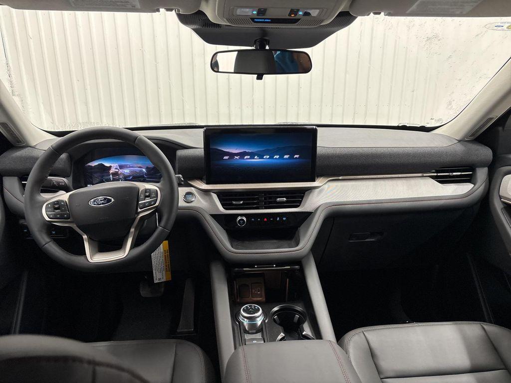 new 2025 Ford Explorer car, priced at $47,175