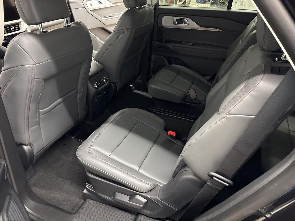 new 2025 Ford Explorer car, priced at $47,175