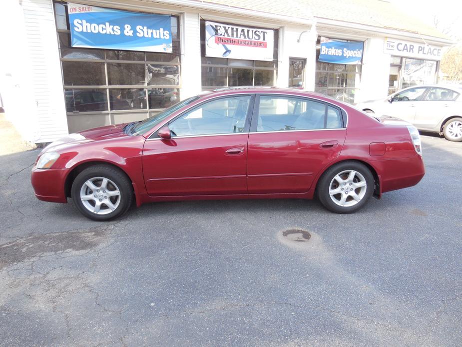 used 2006 Nissan Altima car, priced at $5,950