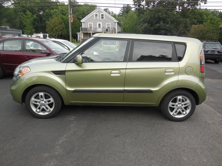 used 2010 Kia Soul car, priced at $5,950