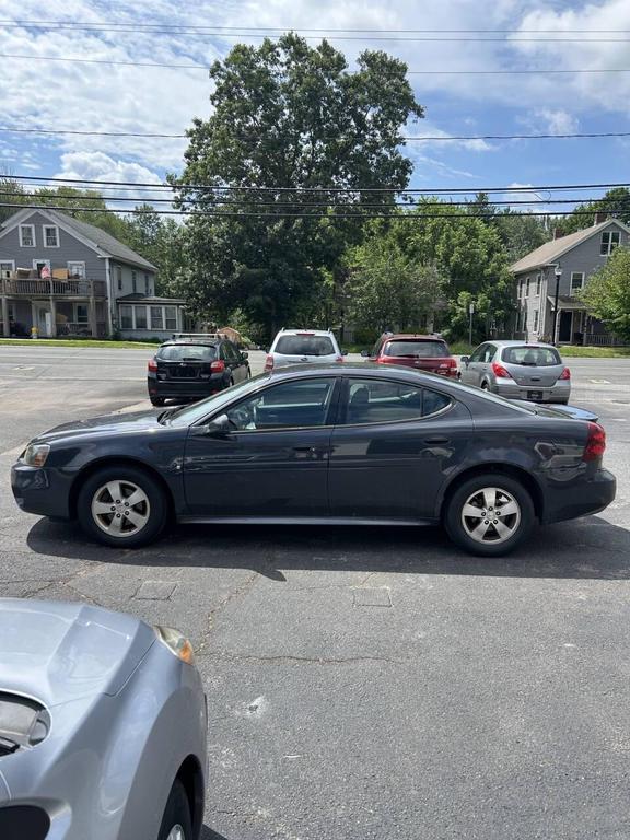 used 2008 Pontiac Grand Prix car, priced at $3,450