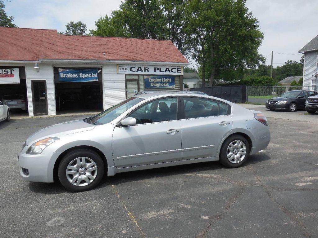 used 2009 Nissan Altima car, priced at $3,950