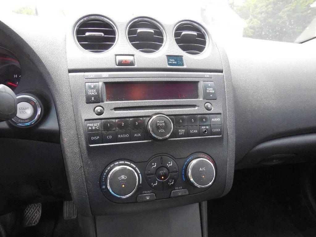 used 2009 Nissan Altima car, priced at $3,950