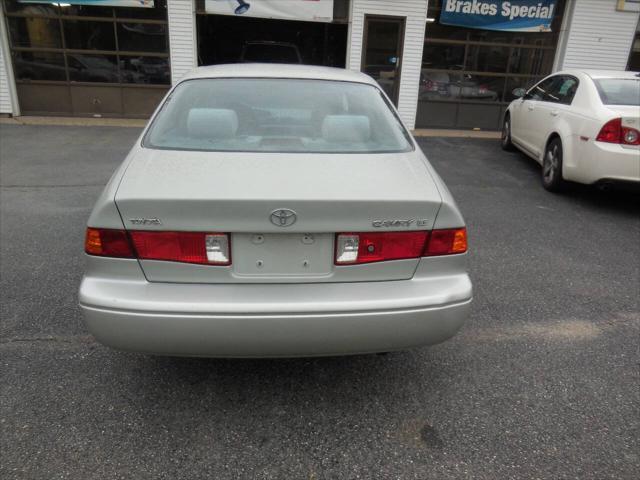 used 2000 Toyota Camry car, priced at $3,250