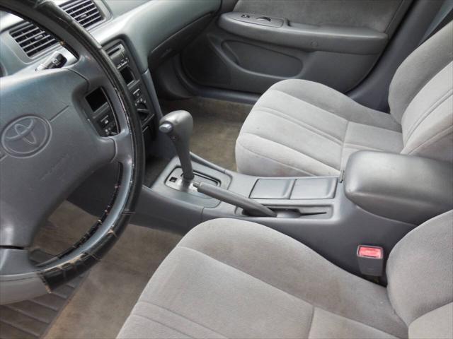 used 2000 Toyota Camry car, priced at $3,250