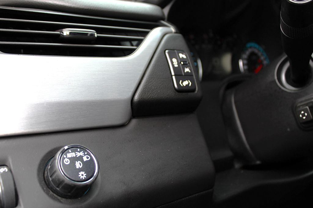 used 2017 GMC Yukon XL car, priced at $22,900