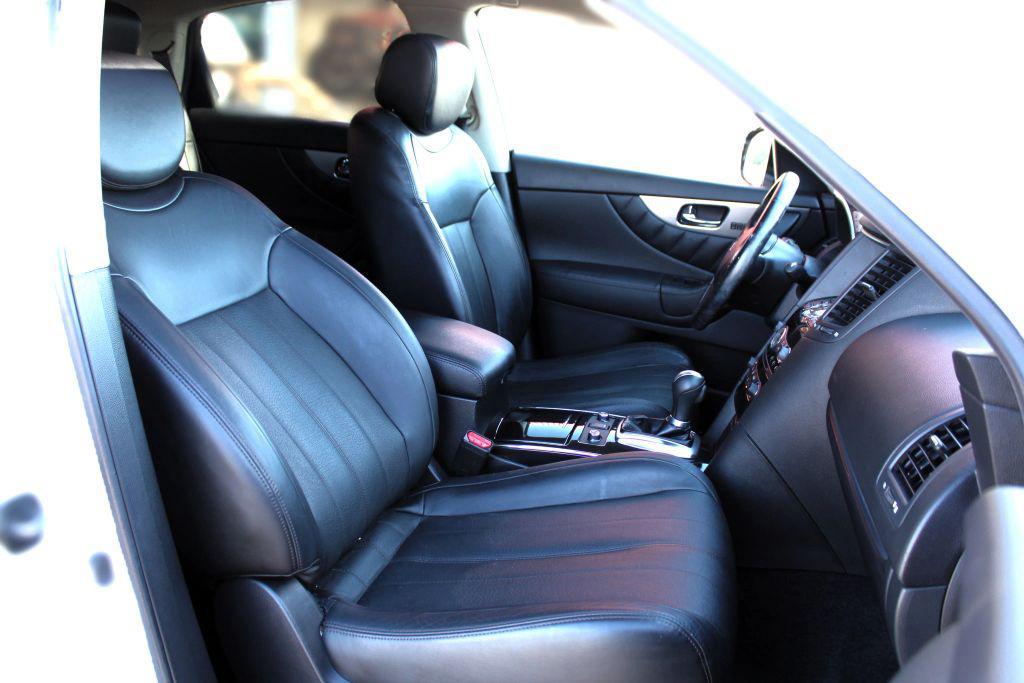 used 2016 INFINITI QX70 car, priced at $16,900