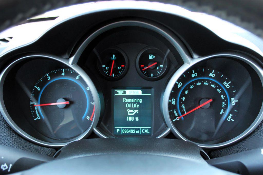 used 2014 Chevrolet Cruze car, priced at $6,995