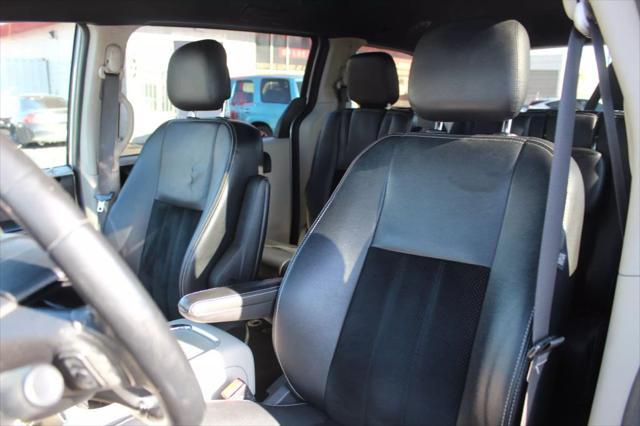 used 2018 Dodge Grand Caravan car, priced at $10,999