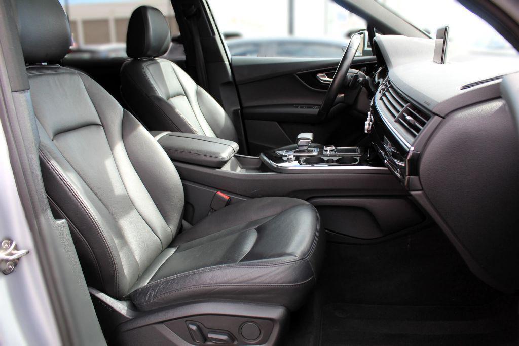 used 2017 Audi Q7 car, priced at $14,900