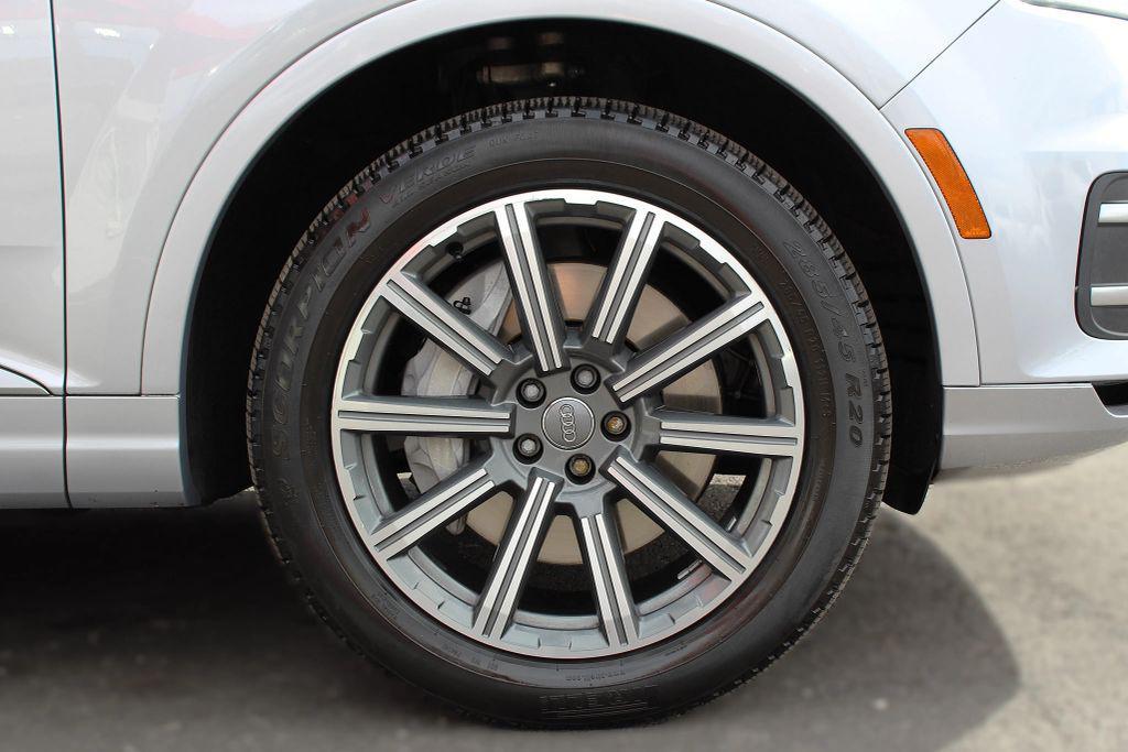 used 2017 Audi Q7 car, priced at $14,900