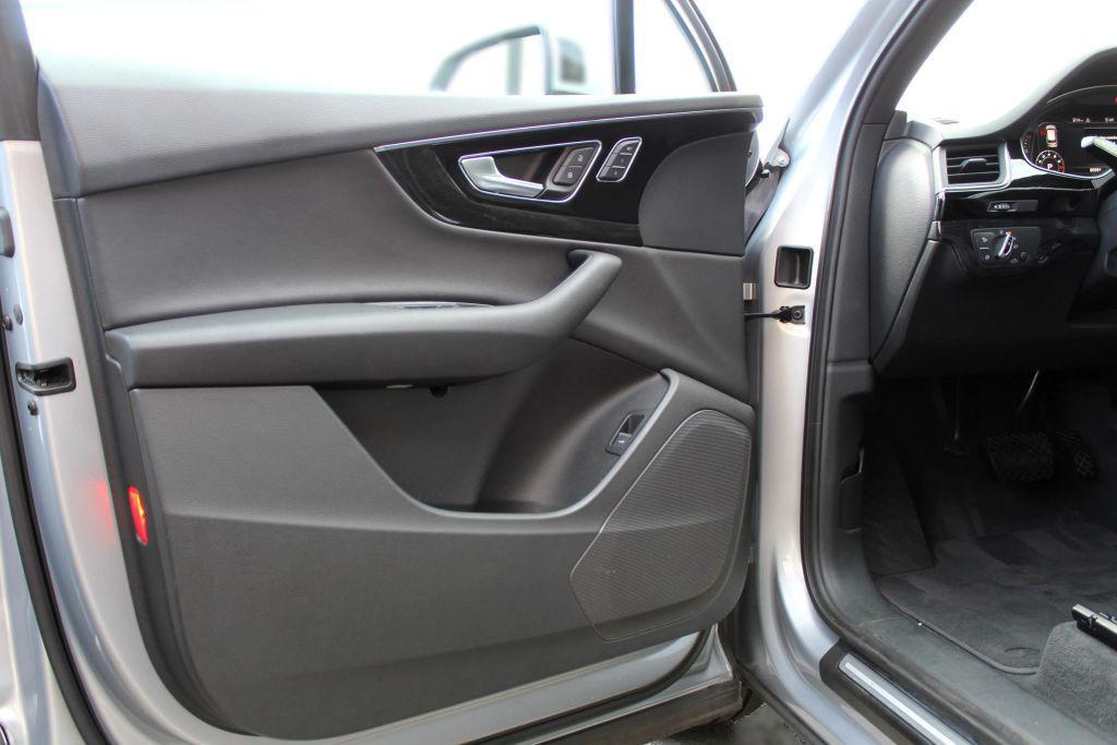 used 2017 Audi Q7 car, priced at $14,900