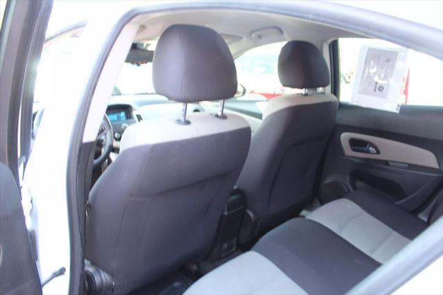 used 2016 Chevrolet Cruze Limited car, priced at $7,999