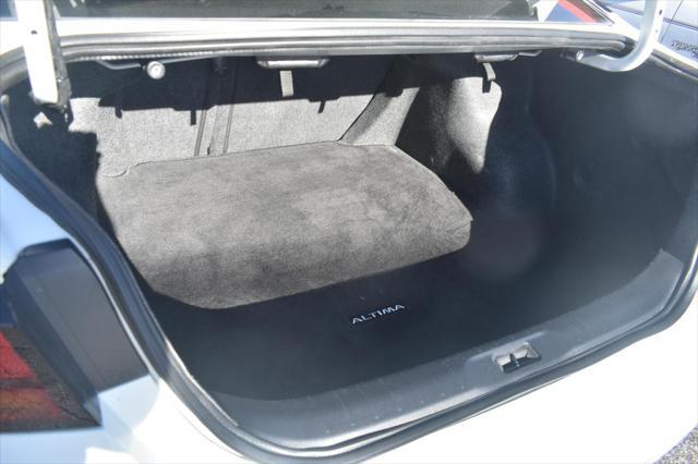 used 2022 Nissan Altima car, priced at $18,900