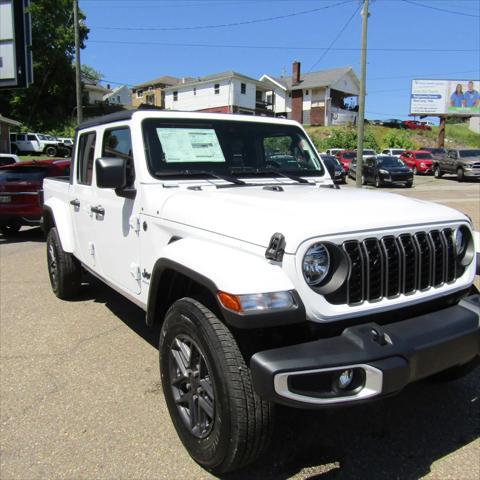 new 2024 Jeep Gladiator car, priced at $45,532