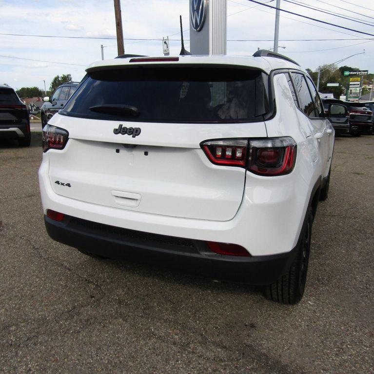 new 2026 Jeep Compass car, priced at $32,263