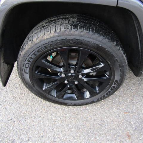 used 2021 Jeep Grand Cherokee car, priced at $25,998