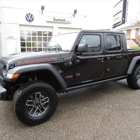 new 2024 Jeep Gladiator car, priced at $58,201