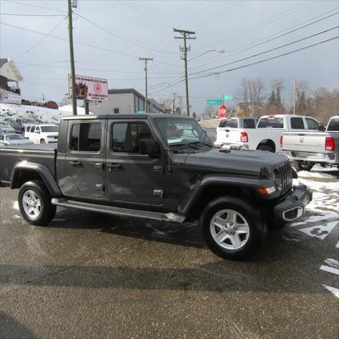 used 2020 Jeep Gladiator car, priced at $27,998