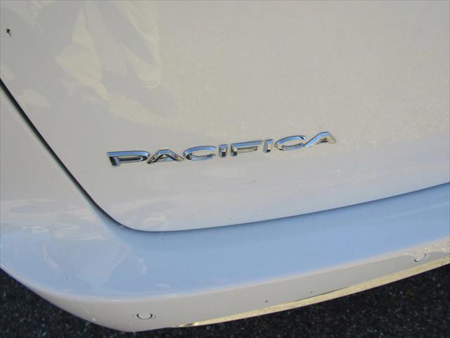 new 2024 Chrysler Pacifica car, priced at $53,165